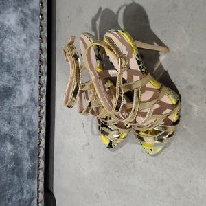 Metallic Gold Detailed Cut Out Peep Toe High Heels